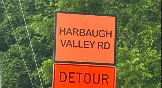 harbaugh detour sign